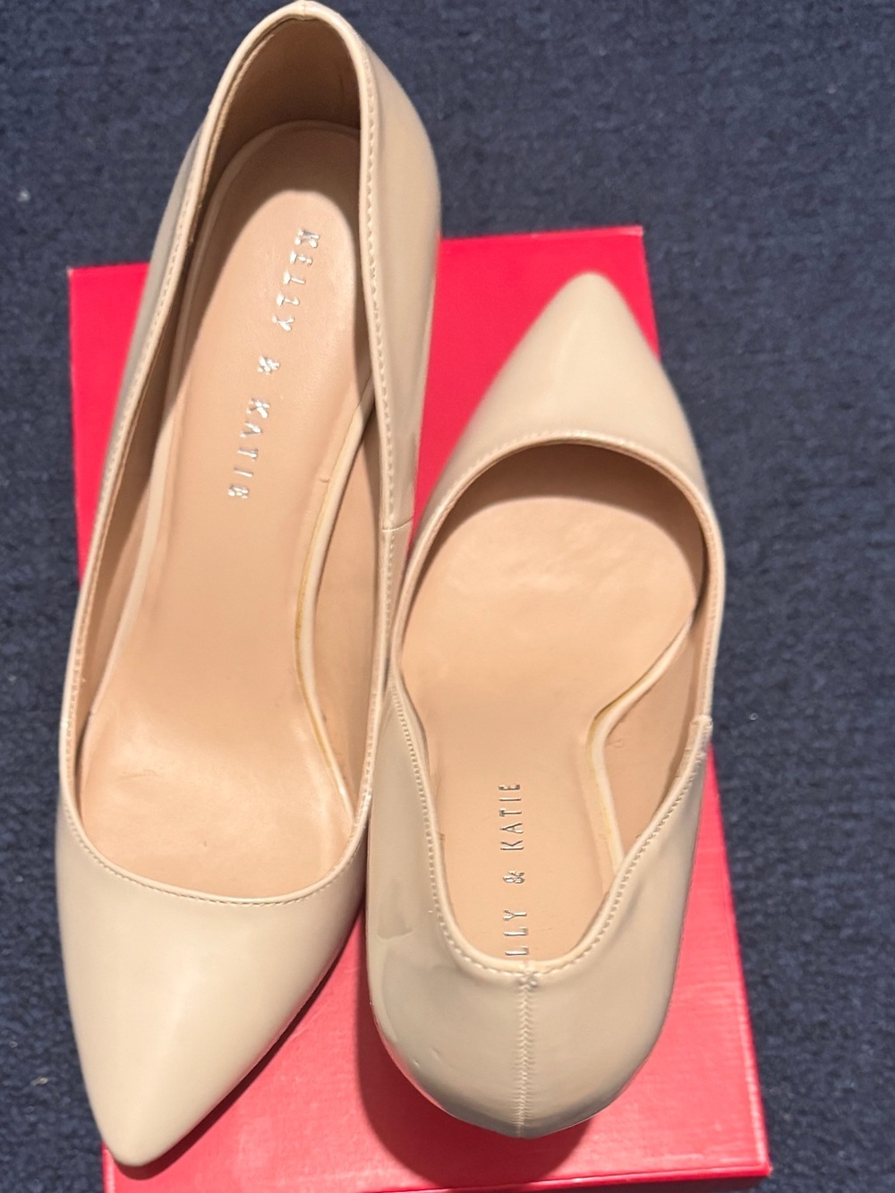 Kelly & Katie Beige Pointed-Toe Pumps